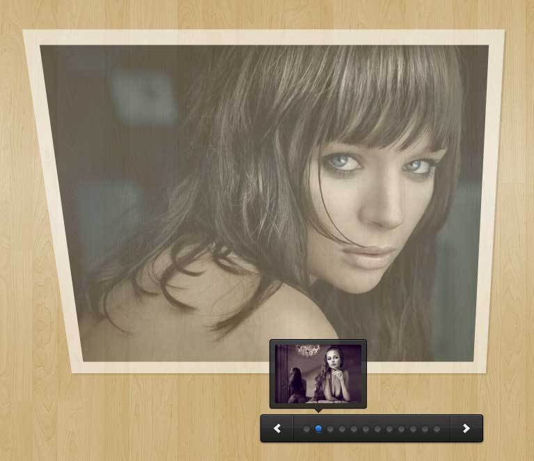 html5图片3d旋转幻灯片切换特效(图1)